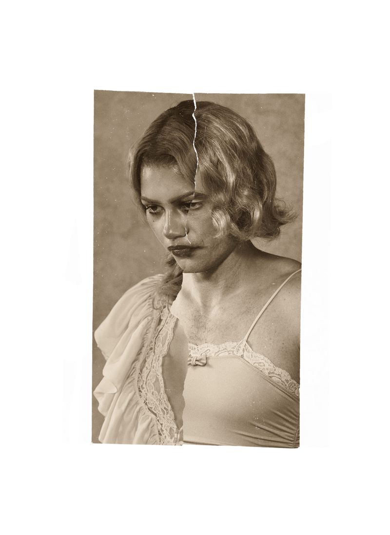 Robert Pattinson dan Zendaya pemotretan untuk majalah Interview.