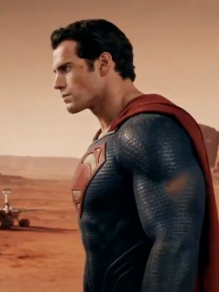 Video AI Thanos vs Superman di media sosial.