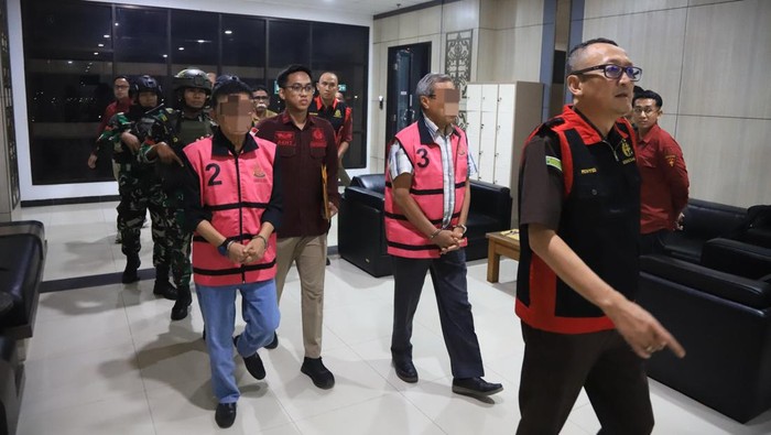 2 Mantan Kepala Distamben Kukar Ditahan