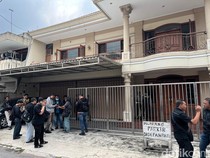 Bareskrim Polri Geledah Rumah di Surabaya Diduga Terkait TPPU-Emas Ilegal