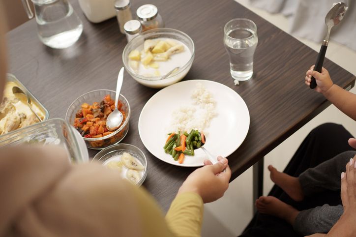 Buka puasa Ilustrasi buka puasa