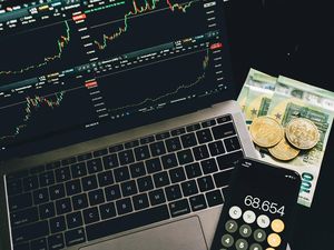 Influencer Saham Dihukum Denda Rp 5,35 Miliar!