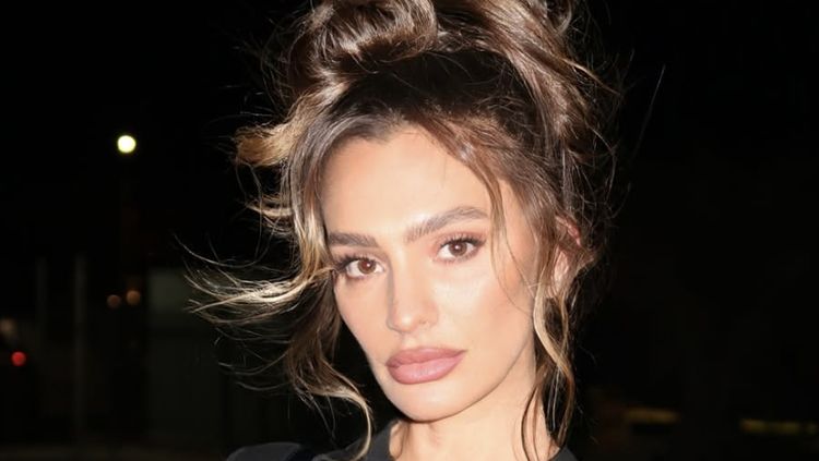 Mendekati Usia 40, Wanita Ini Cetak Sejarah di Miss Universe Australia