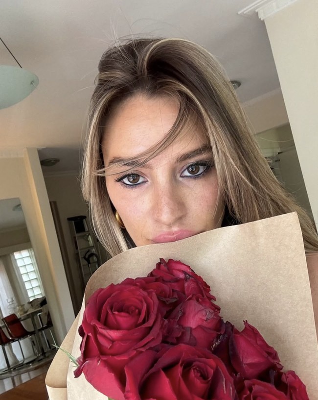 Kepada The Herald Sun, ia juga mengungkapkan bahwa momen ini terasa tepat dalam hidupnya. “Rasanya ini memang waktu yang seharusnya bagi saya untuk melakukan ini,” ujarnya.  Foto: dok. Instagram @christina_dietze