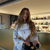 Selain aktif di dunia modeling, Dietze juga membangun label slow fashion berbasis Melbourne bernama The House of Pet Snake. Namun untuk sementara, fokusnya tertuju pada persiapan untuk melaju ke ajang Miss Universe Australia 2026 yang akan digelar pada 2026, yang mana usianya nanti sudah 39 tahun. Foto: dok. Instagram @christina_dietze