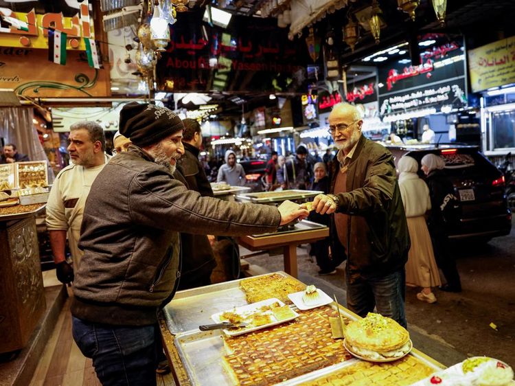 Damaskus Bersolek dengan Ornamen dan Hidangan Khas Ramadan