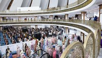 Kehadiran jamaah dari beragam latar belakang menunjukkan Masjid Negara mulai menjadi pusat aktivitas keagamaan sekaligus ruang kebersamaan, tempat masyarakat menyambut bulan suci. Foto: Humas Otorita IKN