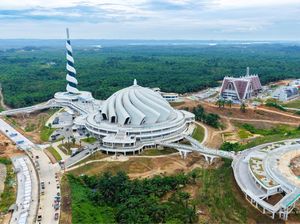 Interior Masjid Negara IKN yang Dipakai buat Salat Tarawih Perdana