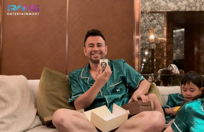 Kado ulang tahun Raffi Ahmad dan Nagita Slavina