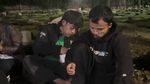 Momen Karina Ranau Ajak Anak dan Karyawan Sahur di Makam Epy Kusnandar
