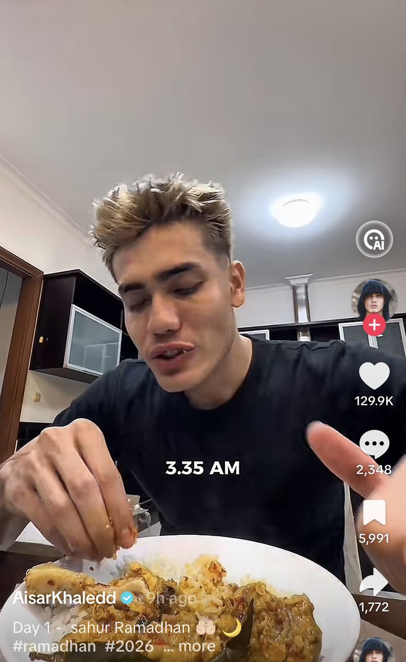 Momen Artis Jalani Sahur Hari Pertama, Ada Atta Halilintar hingga Aisar Khaled Momen Artis Jalani Sahur Hari Pertama, Ada Atta Halilintar hingga Aisar Khaled