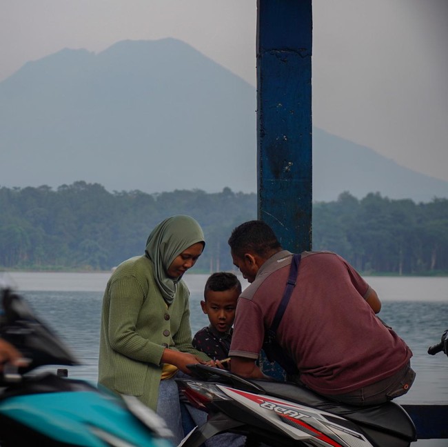 Ngabuburit Sambil Nikmati Alam di Ranu Klakah