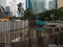 Pemprov DKI Pasang Turap Beton di Kali Cideng Atas untuk Cegah Banjir