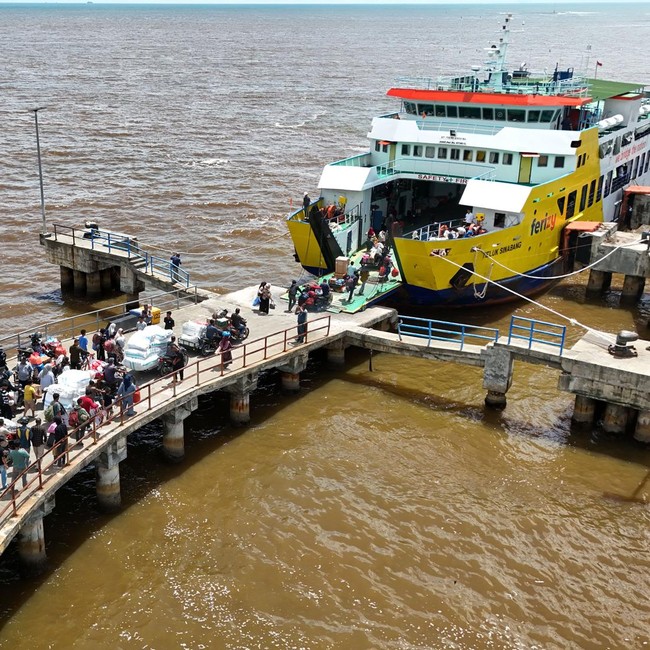 Tradisi Mudik Awal Ramadan, Warga Padati Pelabuhan Meulaboh-Sinabang
