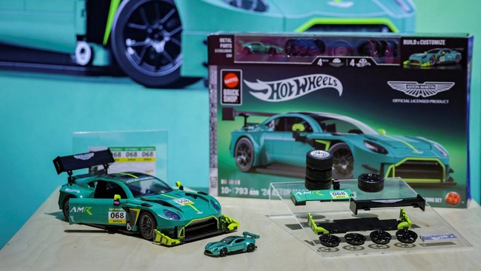 A Brick Shop Hot Wheels ’24 Aston Martin Vantage GT3 building‑toy kit is displayed at Mattel's booth at the New York Toy Fair in New York City, U.S., February 17, 2026. REUTERS/Jeenah Moon