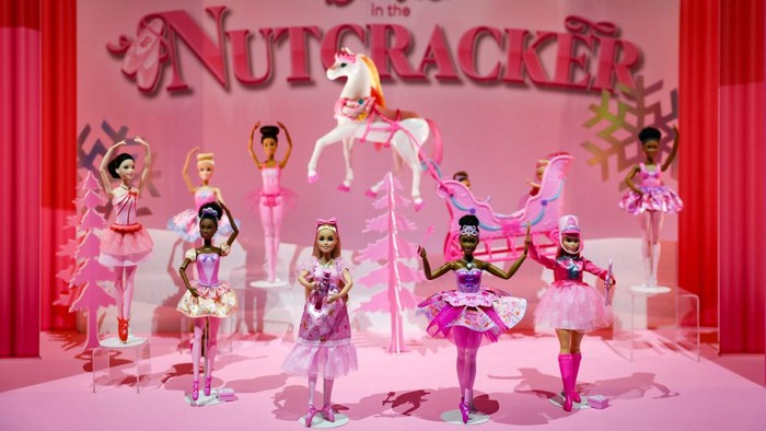 Barbie in the Nutcracker dolls are displayed at Mattel's booth at the New York Toy Fair in New York City, U.S., February 17, 2026. REUTERS/ Jeenah Moon