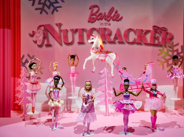 Tren Mainan Fisik Kembali Menguat, Barbie - K-Pop Demon Hunters Curi Perhatian