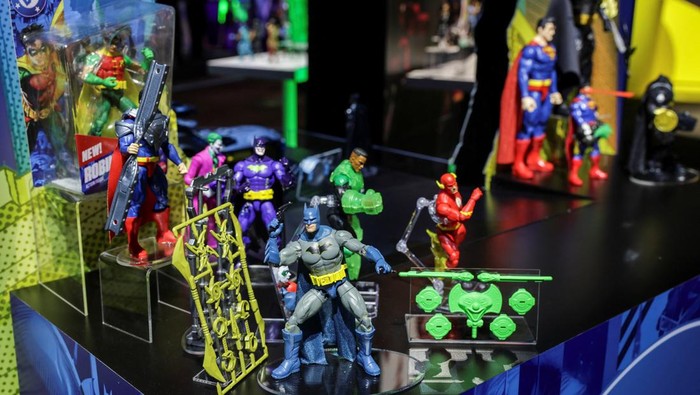 Figures from the DC action figure toy series are displayed at Mattel’s booth at the New York Toy Fair in New York City, U.S., February 17, 2026. REUTERS/Jeenah Moon