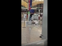 Penumpang Pria Membabi-buta Rusak 10 Konter Check-In, Pil Viagra Disita