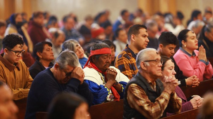 Worshippers attend Ash Wednesday Mass marking the beginning of Lent at the Catedral de Nuestra Senora de Guadalupe in Ciudad Juarez, Mexico, February 18, 2026. REUTERS/Jose Luis Gonzalez