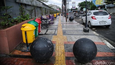Wajah Baru Trotoar Pondok Gede, Kini Lebih Lebar dan Tertata