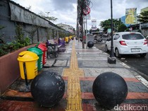 Wajah Baru Trotoar Pondok Gede, Kini Lebih Lebar dan Tertata