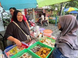 Asyik Berburu Takjil Murah Meriah di Kampung Kue Surabaya
