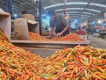 Pasar Induk Kramat Jati Diguyur Cabai Rawit Merah, Harga Rp 55 Ribu/Kg