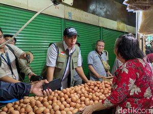 Bos Bulog ke Pedagang Pasar: Jangan Manfaatkan Momen Jelang Hari Besar!