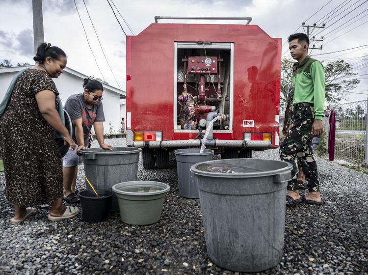 Distribusi Air Bersih untuk Warga Terdampak Bencana di Aceh Tamiang