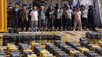 Angkatan Laut Sita 6,6 Ton Kokain di Samudra Pasifik