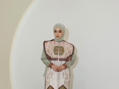 Gaya Hijab Hijau Pastel Nabila Taqiyyah Ini Jadi Inspirasi Lebaran Gen Z!