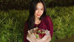 Manajemen Tangguhkan Aktivitas Gendis JKT48 Usai Viral Foto Bersama Cowok