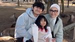 Indra Jegel Bikin Istri-Anak Berbinar-binar Happy di Jepang
