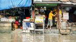Jalan Kemang Utara IX Tergenang, Lalu Lintas Tersendat