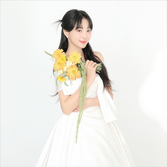 “Ayahku menunggu di dekat lokasi MT, jadi aku bahkan tidak bisa ikut pesta semalaman dan harus pulang di tengah jalan,” katanya yang mengejutkan para panelis.Foto: Instagram @junghyesung91