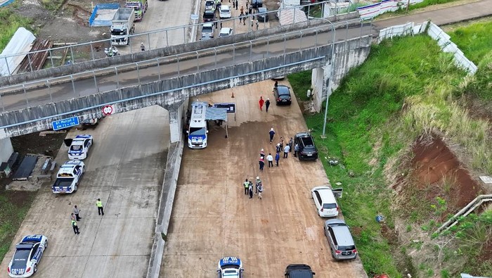 Korlantas Polri intensifkan pemantauan arus kendaraan di ruas tol fungsional Bogor–Ciawi–Sukabumi (Bocimi) memakai E-TLE Drone