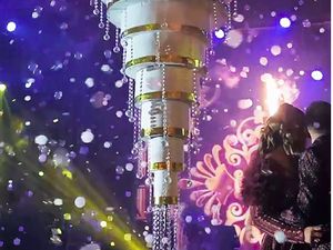 Viral Pernikahan Crazy Rich India, Wedding Cake-nya Berbentuk Chandelier