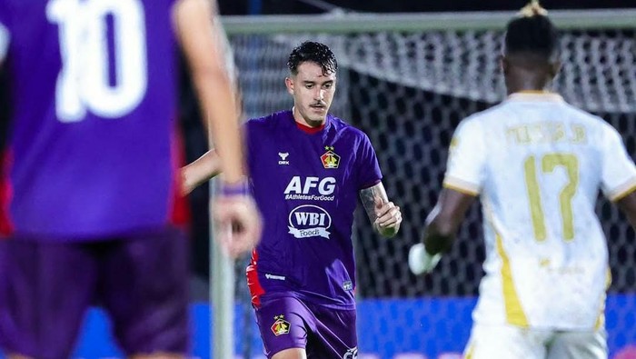Laga Persik Kediri vs Bhayangkara FC