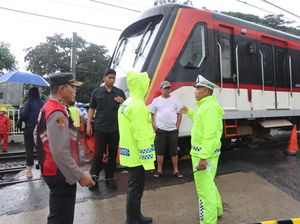 Tiang LAA Ikut Roboh Imbas Kecelakaan KA Bandara Soetta Vs Truk di Poris
