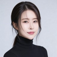 Sayangnya Lee Se Young sempat mengalami kegagalan saat melakukan operasi payudara, sehingga ia harus memakai filler. Filler tersebut juga pecah saat ia berolahraga, menimbulkan rasa sakit yang luar biasa dan membuat bentuk payudaranya jadi asimetris. Foto: dok. Instagram @seyoung_1408