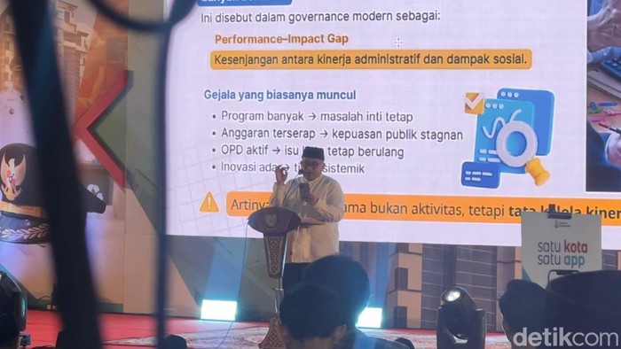 Refleksi 1 tahun kepemimpinan Munafri Arifuddin-Aliyah Mustika Ilham (MULIA) di Lapangan Karebosi, Makassar, Jumat (20/2/2026).
