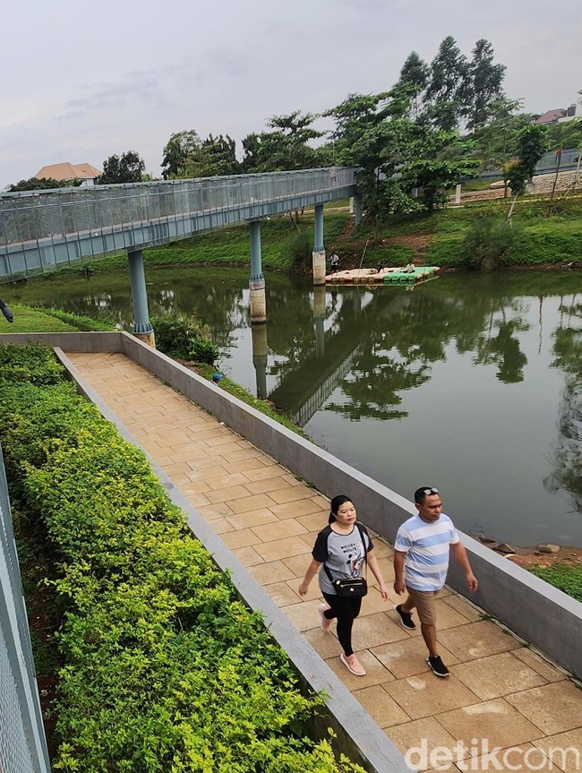 Ngabuburit Seru di RLS Lebak Bulus