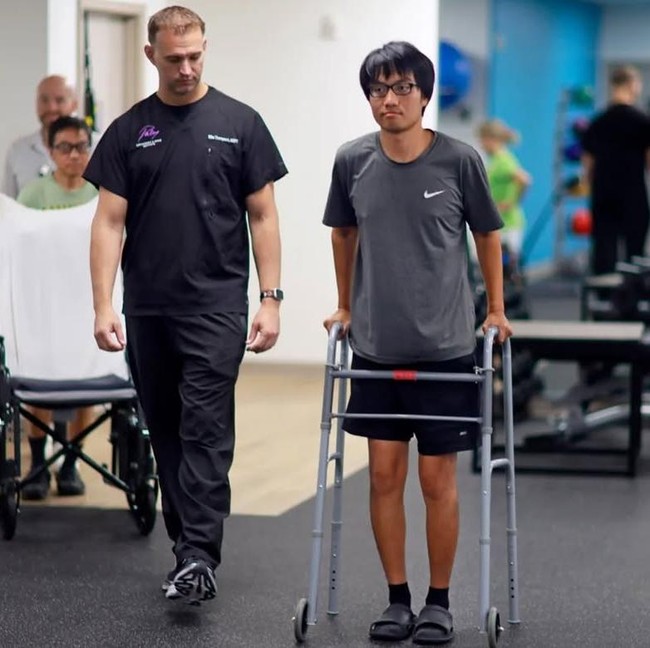 Potret Pria Jalani Operasi Peninggi Badan, Rogoh Kocek Rp 2,3 M Demi Tinggi Ideal