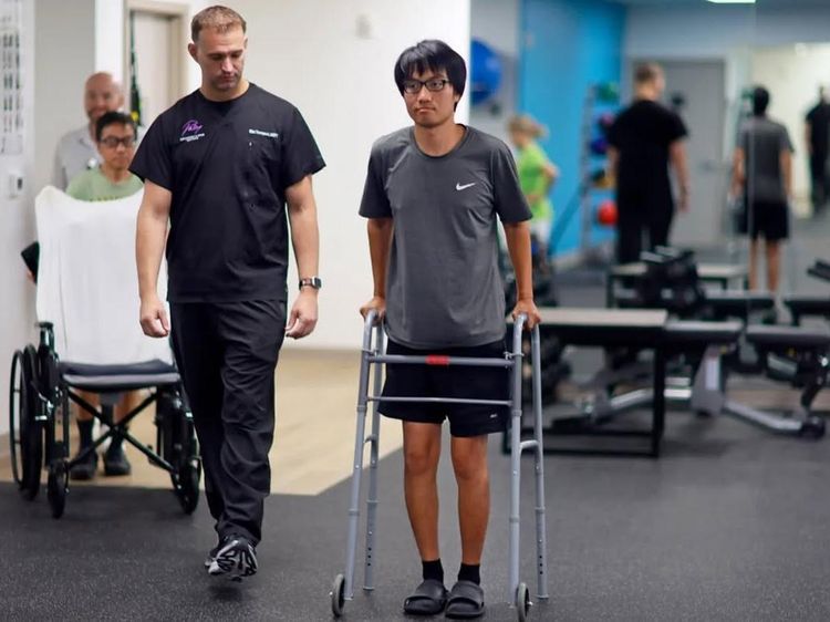 Potret Pria Jalani Operasi Peninggi Badan, Rogoh Kocek Rp 2,3 M Demi Tinggi Ideal