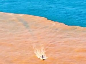 Heboh Air Pantai Baron Gunungkidul 2 Warna, Ini Penyebabnya