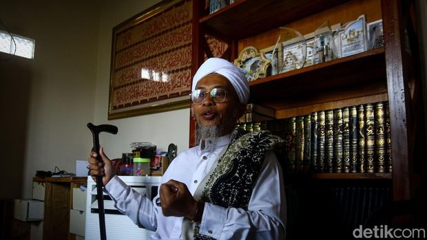 Ustaz Abu Kahfi, yang merupakan pendiri ponpes Tuna Rungu Darul Ashom, Sleman.