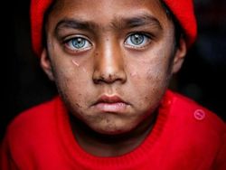 Potret Cantik Mata Orang Bangladesh, Jepretan Mou Ayesha