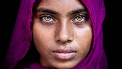 Potret Cantik Mata Orang Bangladesh, Jepretan Mou Ayesha