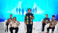 Pada jajaran direksi, Saiful Hidayat dipercaya sebagai Direktur Utama menggantikan Pramudya Iriawan Buntoro dan akan memimpin bersama enam direktur lainnya.